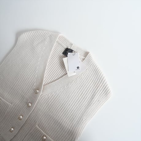 2022AW / 未使用 / SPICK&SPAN / パールボタン畦ニットベスト / 22080200971040 / 2402-0664
