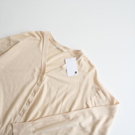2024SS / Plage / PLAIN Vネック カーディガン / 24080922815020 / 2505-0779