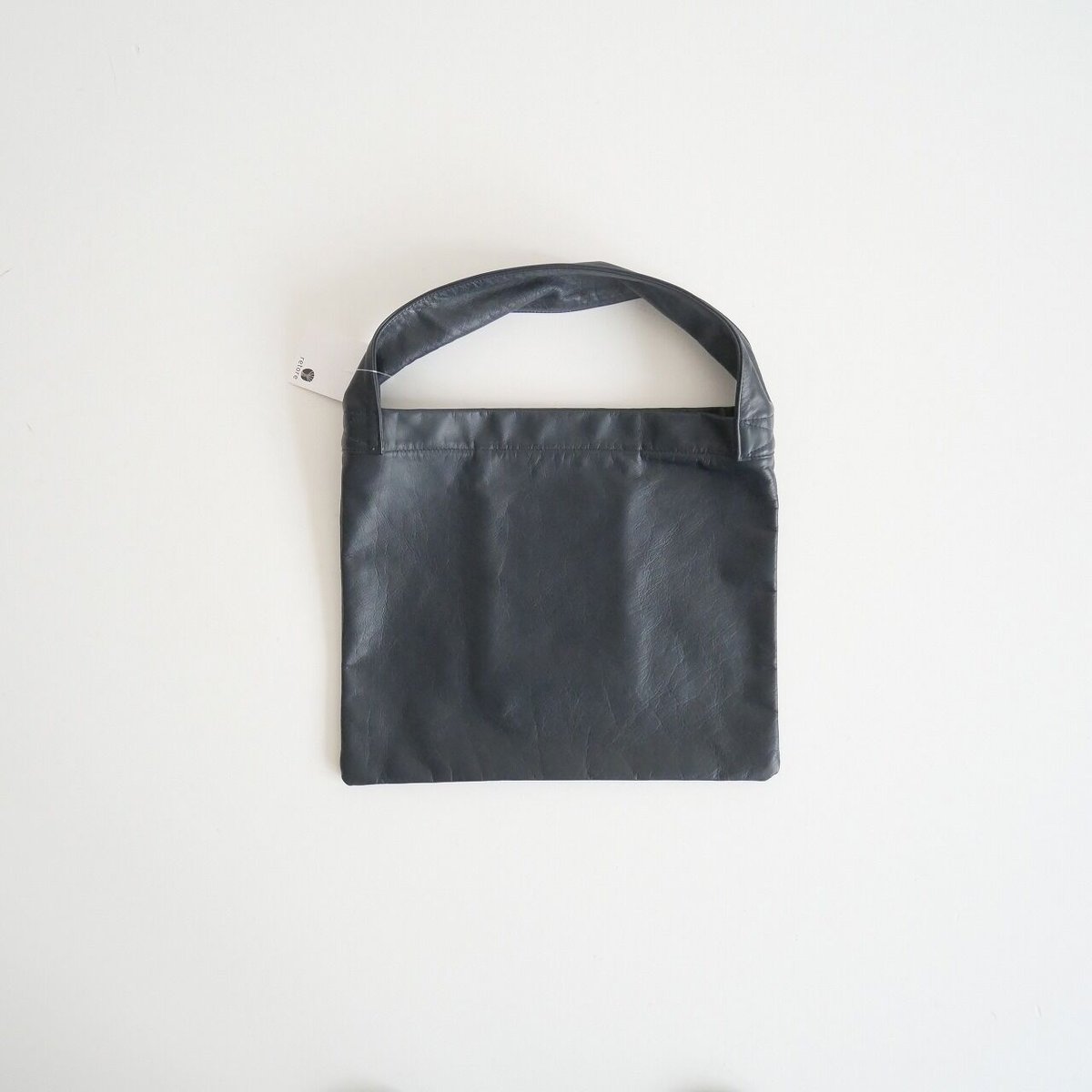 2022 / ARGUE / SQUARE DAY BAG/DARK NAVY / 221...