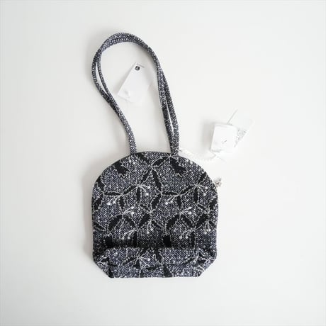 2024AW・人気完売品 / 未使用 / mina perhonen / muffinbag -sing leaf- / aca9983 / 2511-2025