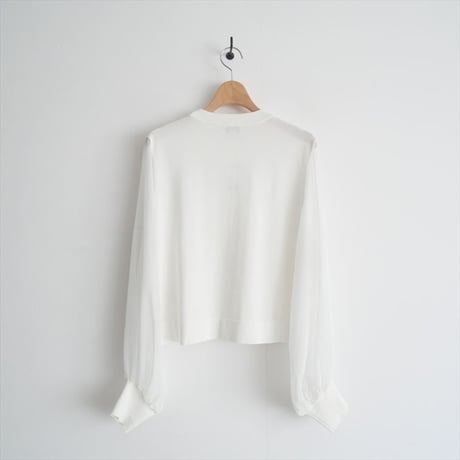 継続販売型 / HYKE / CREW NECK CROPPED SWEATER WITH SHEER SLEEVES / 11342 / 2504-2010