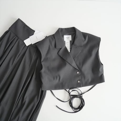 2024SS今季 / 未使用 / STUDIOUS別注 / AMERI / MANY WAY SHORT JACKET WITH SKIRT / 02410530200 / 2405-1049