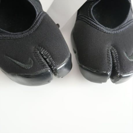 2022 / NIKE / NIKE WMNS AIR RIFT BLACK/OFF NOIR-BLACK- / DZ4182-010 / 2402-0151