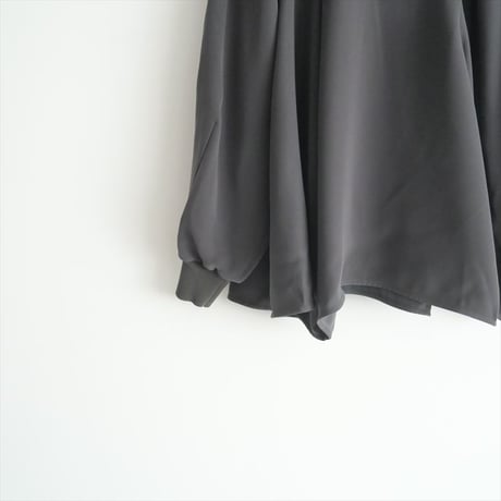 2023・人気完売品 / 未使用 / ENFOLD / CURVE-DRAPE PULLOVER / 300GS230-0980 / 2411-1433