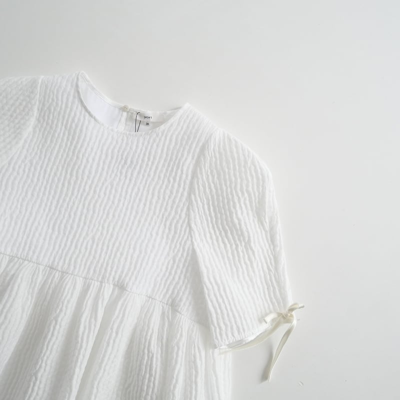 新品タグ付き！yori フクレフレアブラウス　38 フクレヨークフレアブラウス | all item| yori