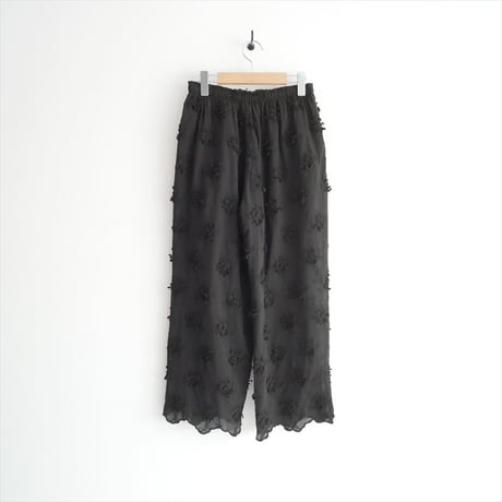 2026SS今季・人気完売色 / SPICK&SPAN購入 / crinkle crinkle crinkle sheer  3D embroidery  pants  / 2605-0947