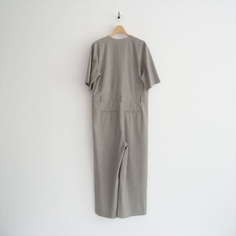 2025SS今季 / 未使用 / ADAM ET ROPE購入品 / EMOELLE / ハーフスリーブVネックオールインワン / GAY75010 / 2507-0290