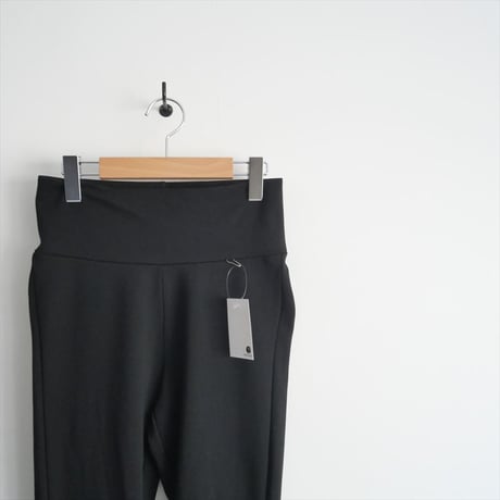 2023AW・人気完売品 / DEUXIEME CLASSE / ジップ レギンスパンツ / 23030500810230 / 2501-0856