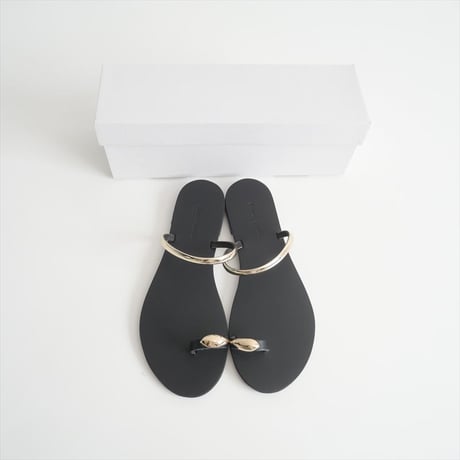 継続販売品 / 未使用 / JOURNAL STANDARD L'ESSAGE購入品 / ELENA LAINA / トングサンダル / 24093380003210 / 2504-0689