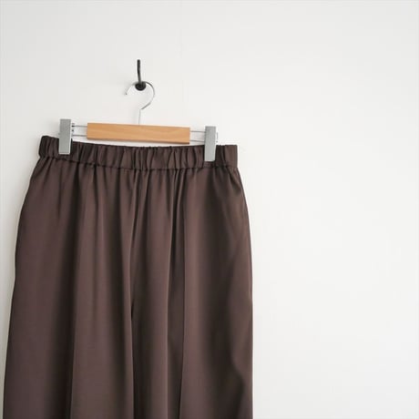 2025SS・人気完売品 / 未使用 / DEUXIEME CLASSE / SILK SATIN イージーパンツ / 25030500425110 / 2510-0156