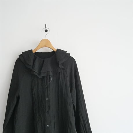 〇2023AW / 未使用 / LaTotalite / ラッフルカラーブラウス / 23051140365030 / 2508-0714