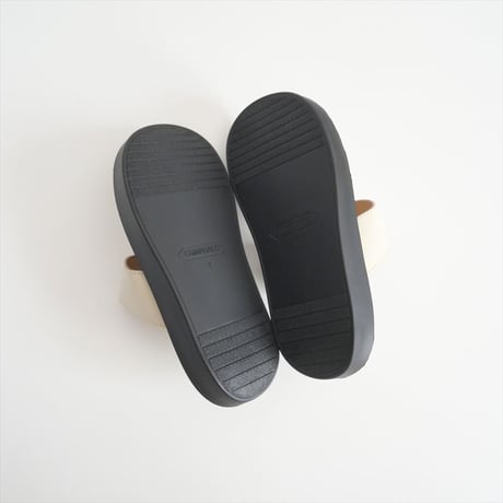 2023SS / 未使用 / DEUXIEME CLASSE購入品 / CAMINANDO / THONG PLATFORM サンダル / 23093510004310 / 2505-0473