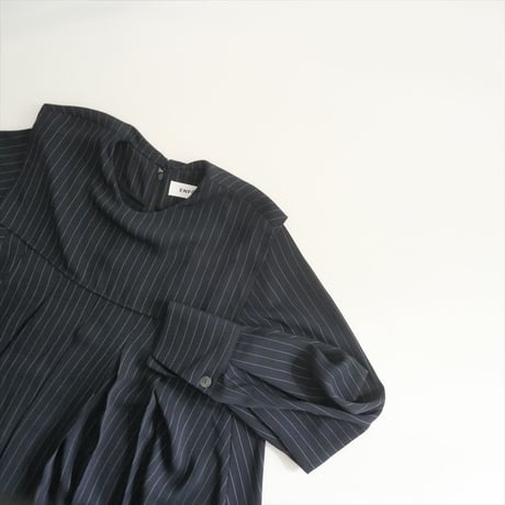 2024・人気完売品 / ENFOLD / STRIPE PLEATS PULLOVER / 300HS530-0790 / 2505-0004
