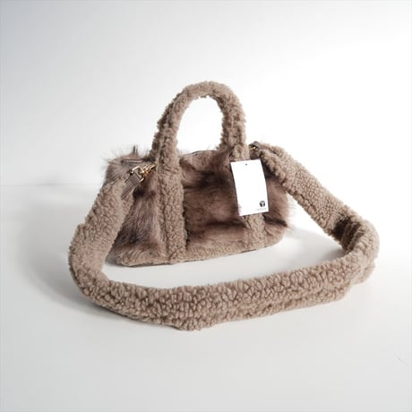 2025AW今季・人気完売品 / 未使用 / L'Appartement購入品 / GOOD GRIEF! / GCA EMB FAUX FUR PINT TOTE / 2511-1075