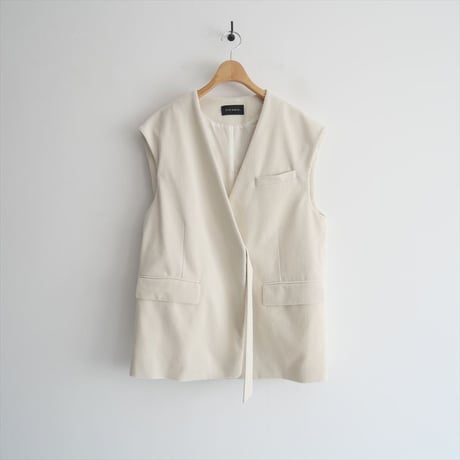 2022AW / 未使用 / IENA購入品 / STUMBLY / コーディロイジレ / 22011910001830 / 2403-0388