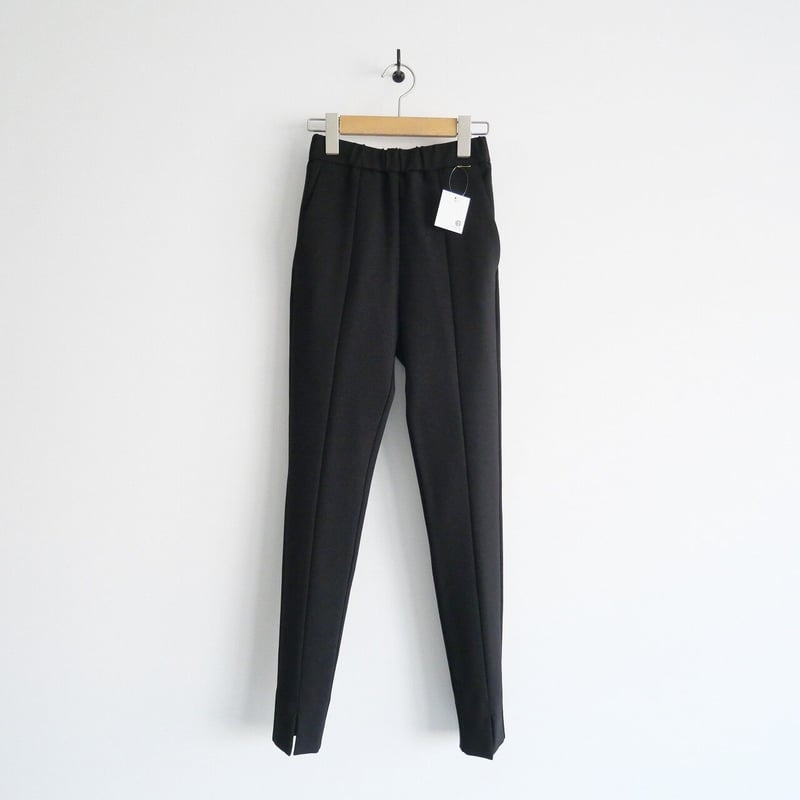 2022AW今季 未使用 / yori / ぬくぬくフロントスリットレギパン / 2212- 