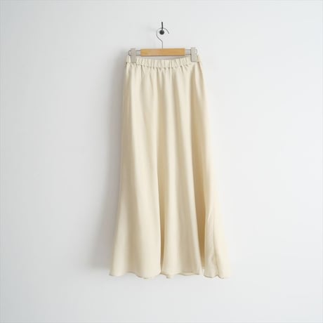 2024・人気完売品 / 未使用 / Plage / Washable Fibril Drape スカート / 24060922103030 / 2506-1060