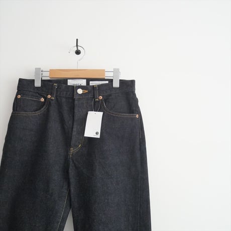 継続販売品 / YAECA / DENIM  STRAIGHT  INDIGO / 4-14W / 2504-0395