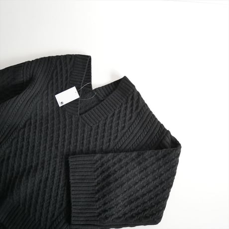2023AW / Plage / ARAN V PULLOVER / 23080922522040 / 2507-1522