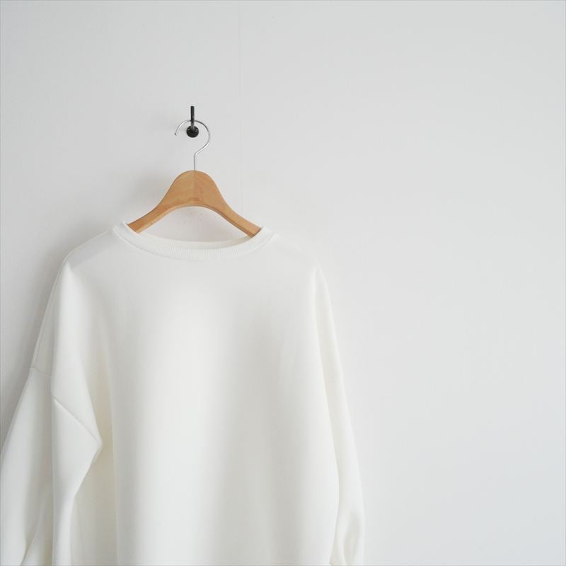 継続販売品 / BEARDSLEY / ダンボールパフトレーナー / BEZ1052506A0