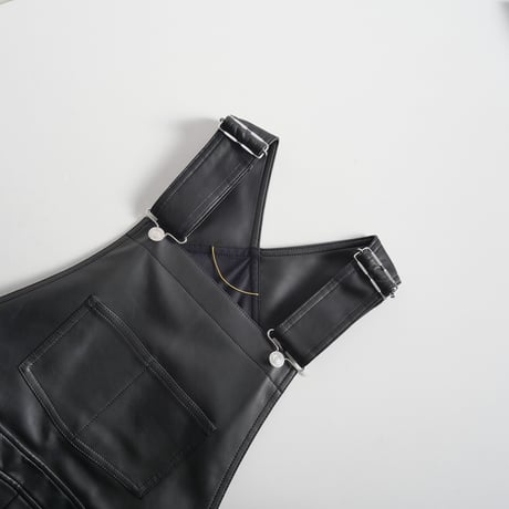 2022SS / L'Appartement / Artificial Leather Overall Skirt / 22040560300410 / 2402-0082