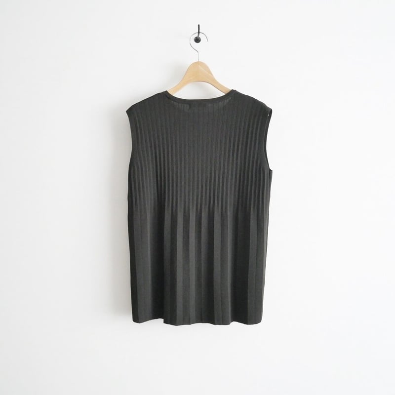 2022 / theory luxe / Chiaro Cosa /プリーツ 2022 / theory luxe / Chiaro Cosa / 03-2101751 /
