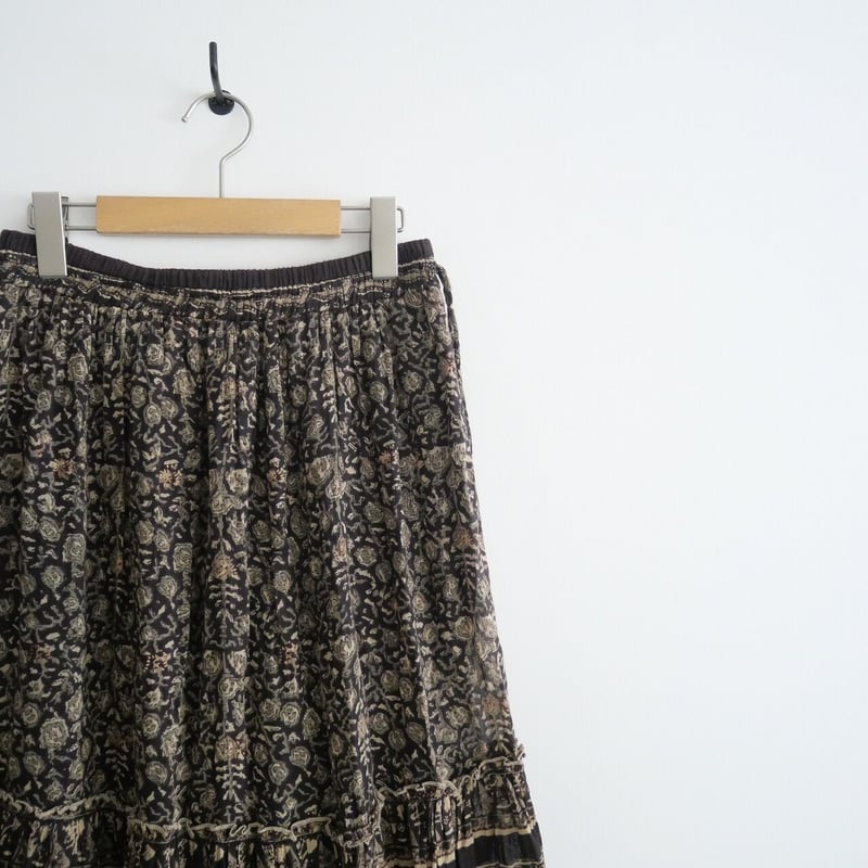 MUSE de Deuxieme Classe M.A.B.Eプリントスカート