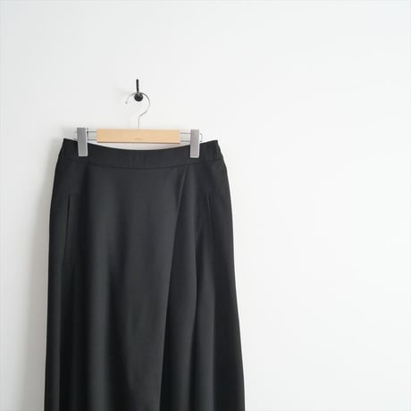 2023SS / COG THE BIG SMOKE / HALO SEMI-FLARE SKIRT / 2406-0204