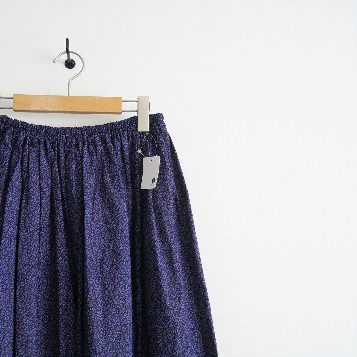 2021 未使用 / homspun / 小花プリント脇ポケットギャザースカート  