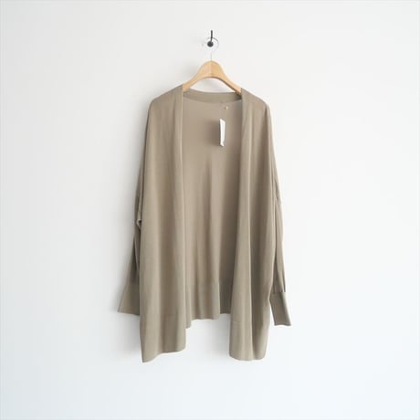 2023SS・人気完売品 / DEUXIEME CLASSE / shake code ショートカーディガン / 23080500424010 / 2505-0044