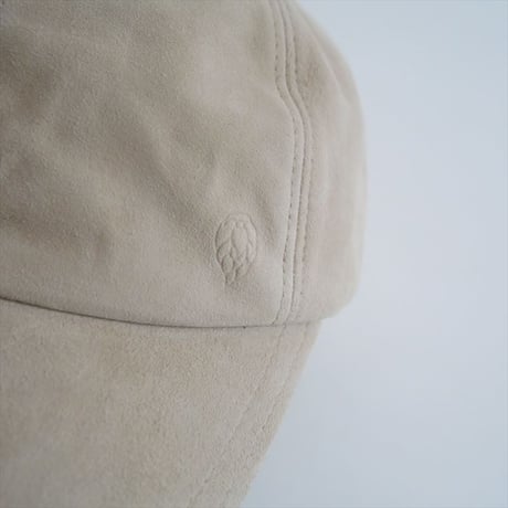 継続販売品 / 未使用 / HELIOPOLE購入品 / HELEN KAMINSKI / LOUIE シープスエード6パネルキャップ / 2410-0398