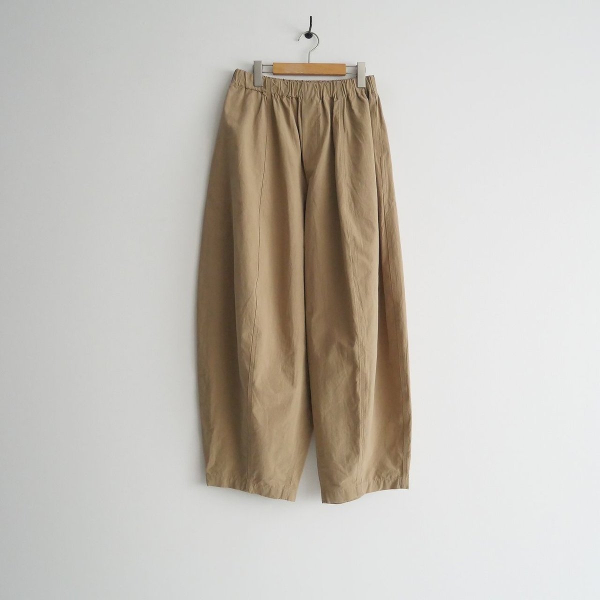 新品 Curensology ベージュ チノパン　コットンリネンドロストパンツ 人気の“ドロストパンツ”徹底解説 | Blog | ELEMENT RULE