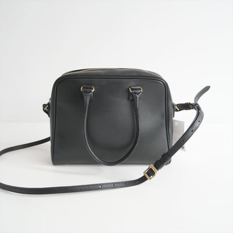 2023AW / Shinzone×自然堂 / SQUARE LEATHER BAG M / 21AMSIT05 / 2410-0672