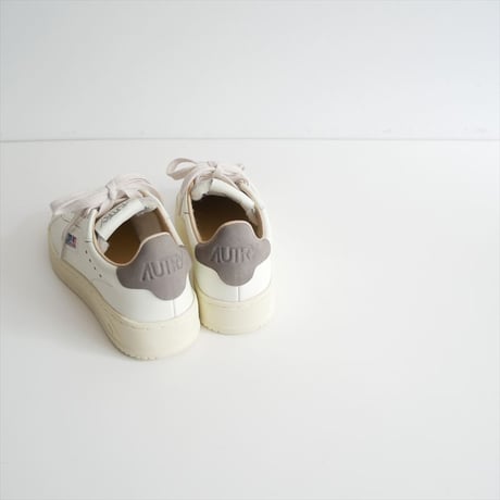 2025・人気完売品 / 未使用 / Plage購入品 / AUTRY DALLAS スニーカー 25093923003130 / 2604-0993