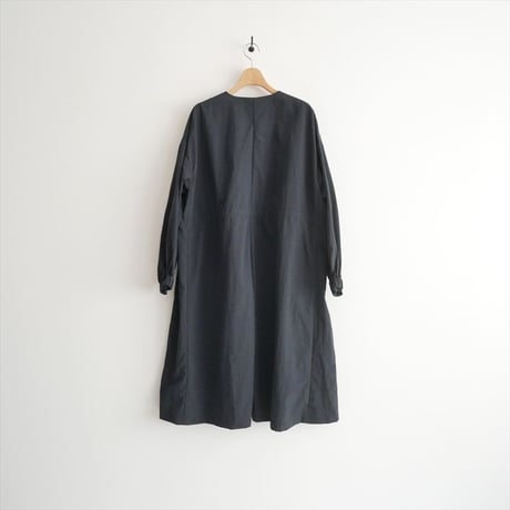 継続販売・人気完売品 / 未使用 / BEARDSLEY バルーン袖フレアーコート BEZ1051208A0001 / 2605-1376
