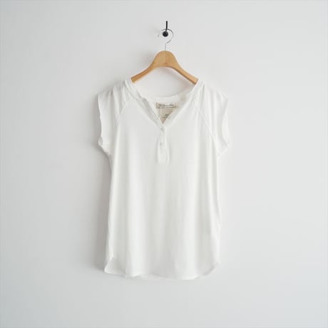 2026SS今季・人気完売品 / MUSE de Deuxieme Classe購入品 / REMI RELIEF HENLEY ノースリーブTシャツ / 2605-0723