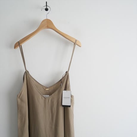 2022 / L'Appartement / New Wash Maxi Onepiece / 22040560102830 / 2309-0040
