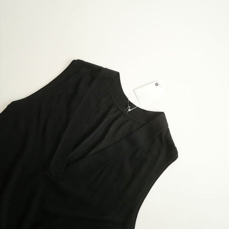2025 / DEUXIEME CLASSE / shake code Vネック ベスト / 25080500404030 / 2603-1170