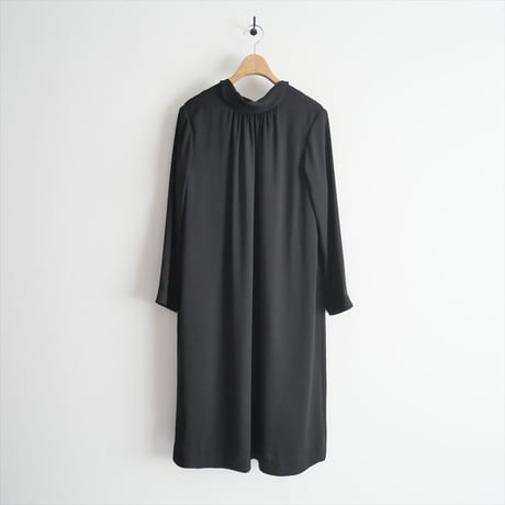 2023AW / MASSE MENSCH / バックボウワンピース / 2406-0264