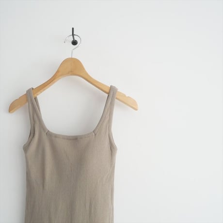 2024SS・人気完売品 / 未使用 / Whim Gazette / カップツキRIBタンクトップ / WGZ1041306A0009 / 2412-0777
