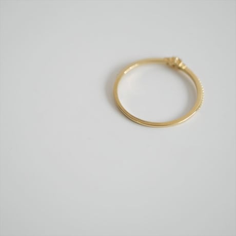 〇2023 / Lilas / 3ピースダイヤサイドミル打ちリング K18 / 23111202106070 / 2509-0106