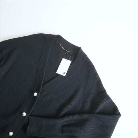 2023SS・人気完売品 / MUSE de Deuxieme Classe / PEAL BUTTON カーディガン / 23080520914010 / 2503-0037