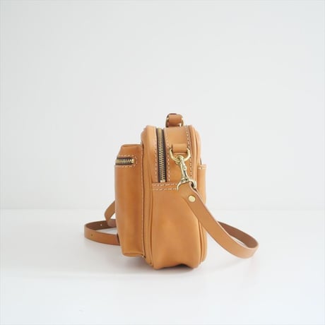 2023・人気完売品 / 未使用 / HERZ / 多機能2wayショルダーバッグ / 2410-0073