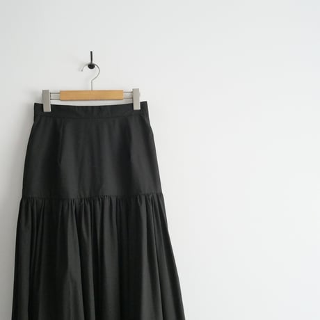 2022SS / CLANE / GATHER TIERED MAXI SKIRT / 12109-6042 / 2312-0270
