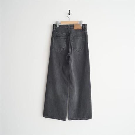 2024・人気完売品 / 未使用 / DEUXIEME CLASSE / Loose Jeans (GRAY) / 24030500807030 / 2505-0260