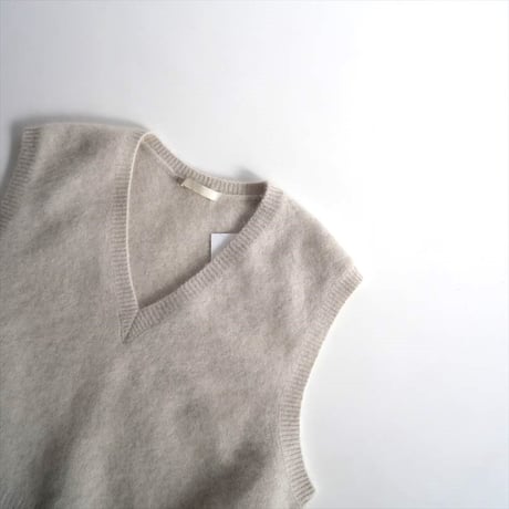 2023AW / 未使用 / Plage / Cashmere Mix Fur ベスト / 2380922118030 / 2411-0610