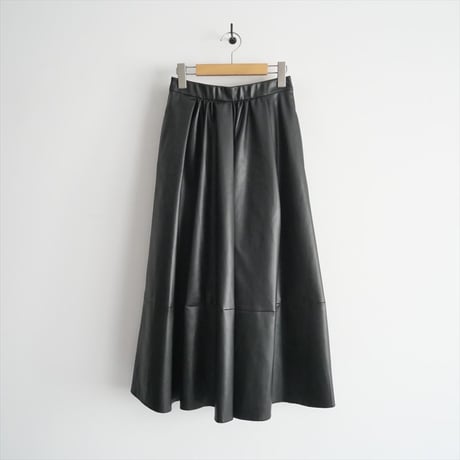 2023AW / upper hights / フェイクレザースカート Cecily / 20JD00502 / 2405-0551