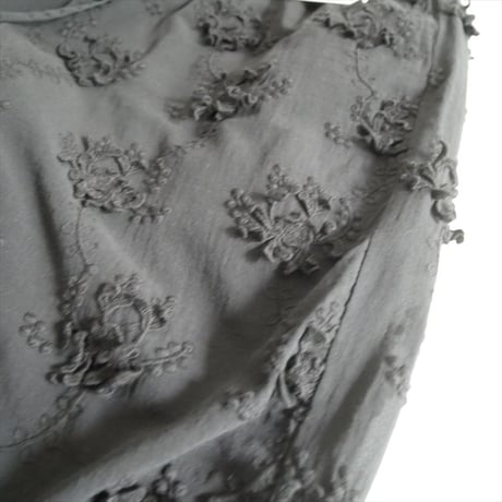 2026SS今季・人気完売色 / SPICK&SPAN購入 / crinkle crinkle crinkle sheer  3D embroidery  pants  / 2605-0947