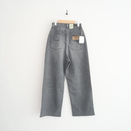 〇2024SS・人気完売品 / 未使用 / YANUK / JOAN Loose Straight デニムパンツ / 57141229 / 2507-0887
