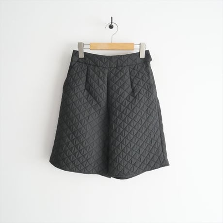 2023AW / AgAwd  / キルティングショートパンツ / 2301-220892 / 2405-0152
